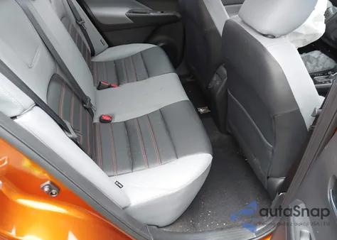 2023 Nissan Kicks Sr Xtronic Cvt z USA, uszkodzony, nr VIN 3N1CP5DV9PL574169